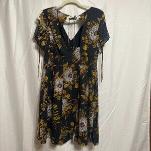 Madewell Open-Back Mini Dress in Painted Blooms L8759 8 Cotton Blend